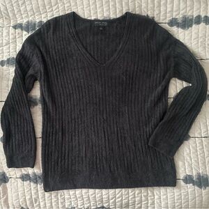 Barefoot Dreams Cozy Chic Lite V neck pullover